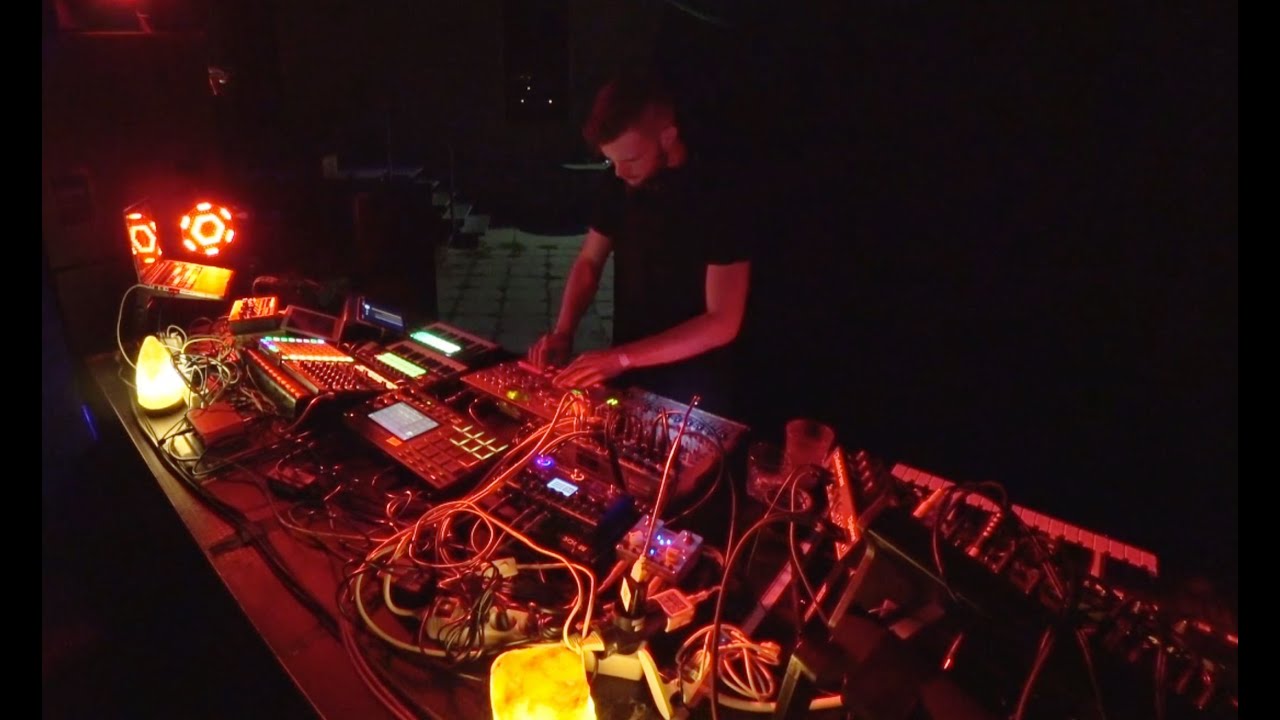 Bekø Live at Free Sequence 2020