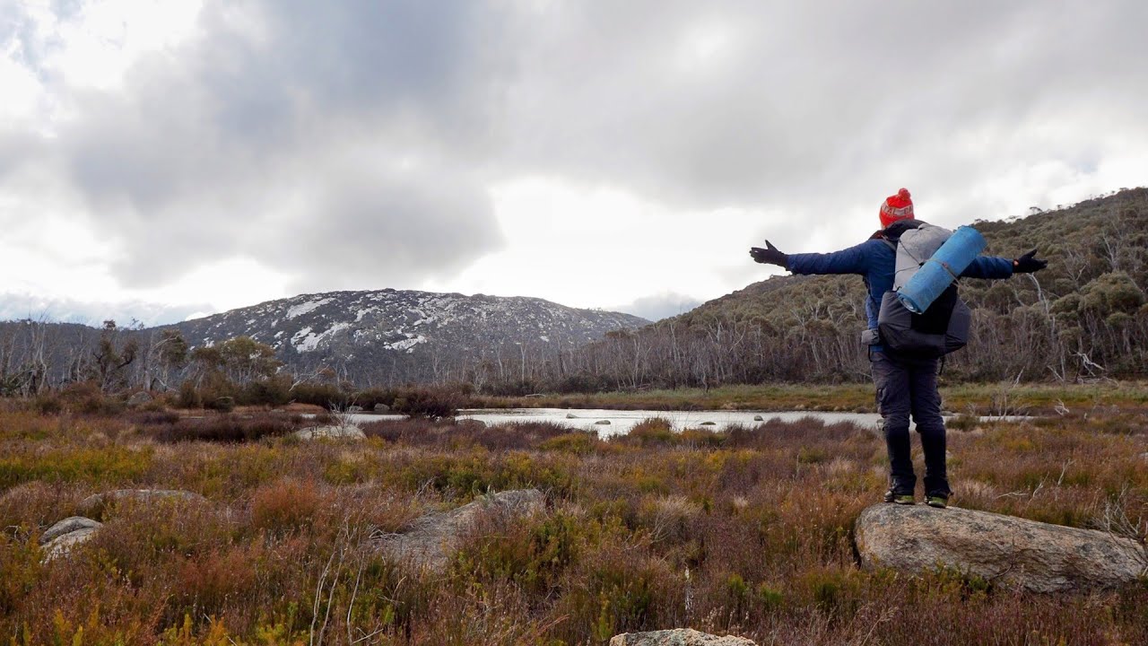 Hiking to a secret mountain lake | failure and success