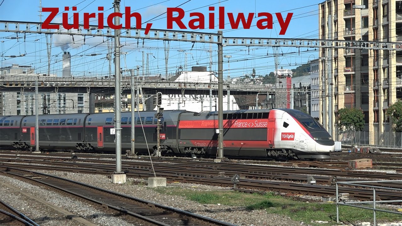 Trains at Zürich Main Railway Station, Switzerland