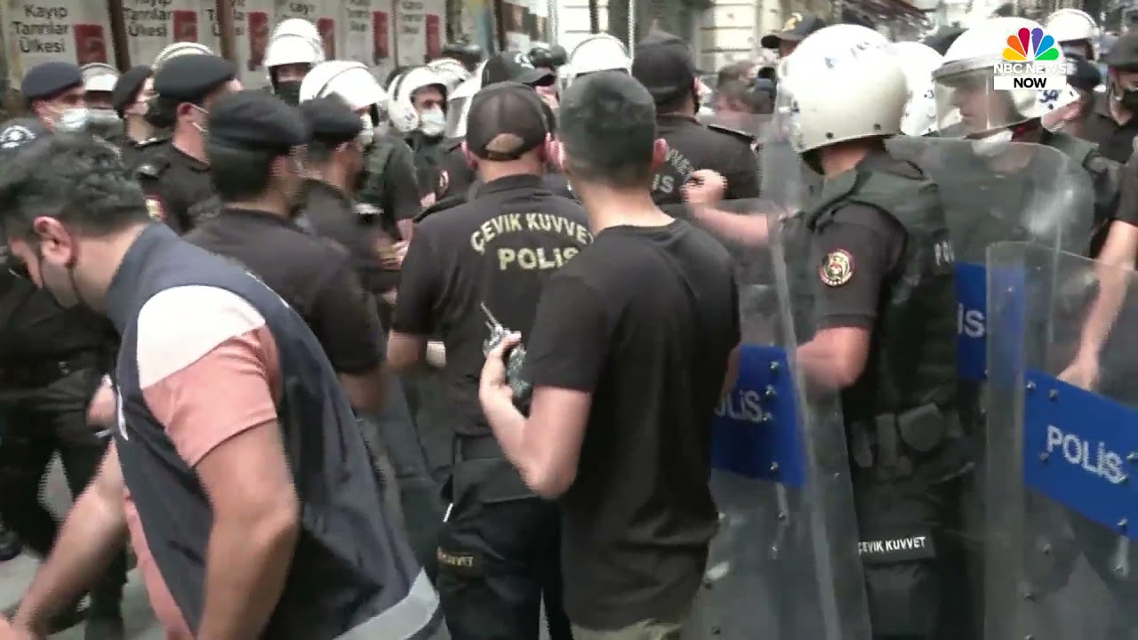 Gay Rights Marchers Clash With Police as Pride Parade Blocked in Istanbul