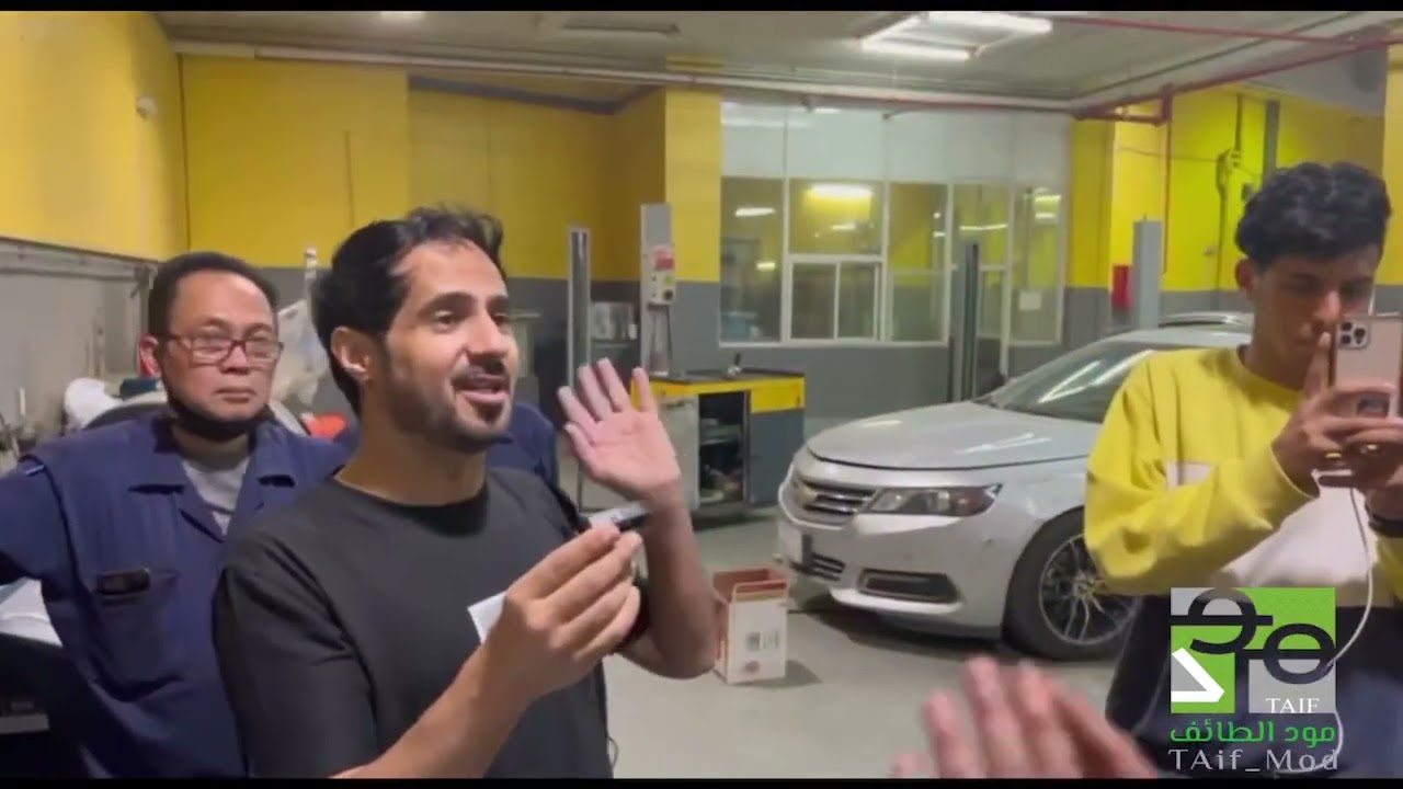 خبراء التقنية الحديثة لخدمات السيارات بالطائف