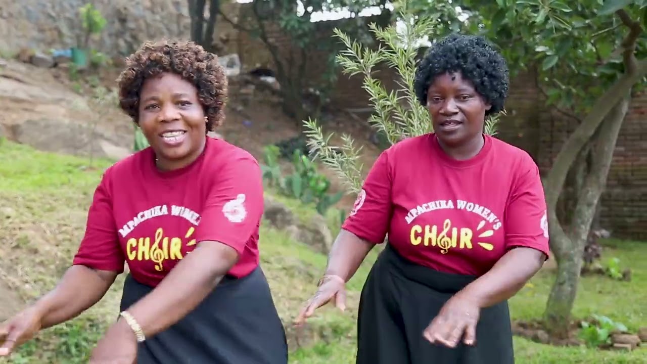 Mpachika CCAP Women Choir. ndililila mtundu wanga