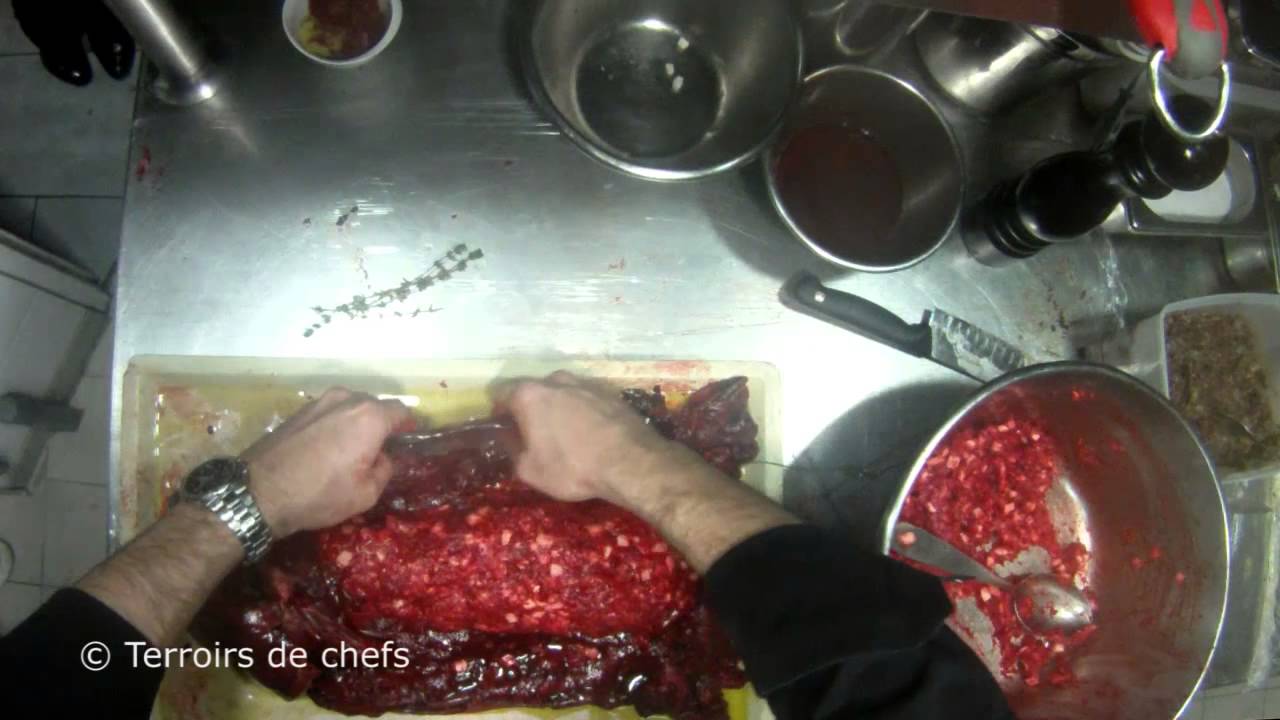 Recette du Lièvre à la Royale - Toutes les étapes, âme sensible s'abstenir !