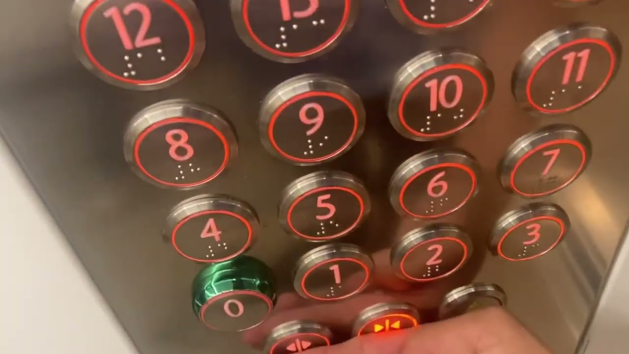 2016 KONE Aufzug in Novotel Hotel in Wien Canettistraße 6