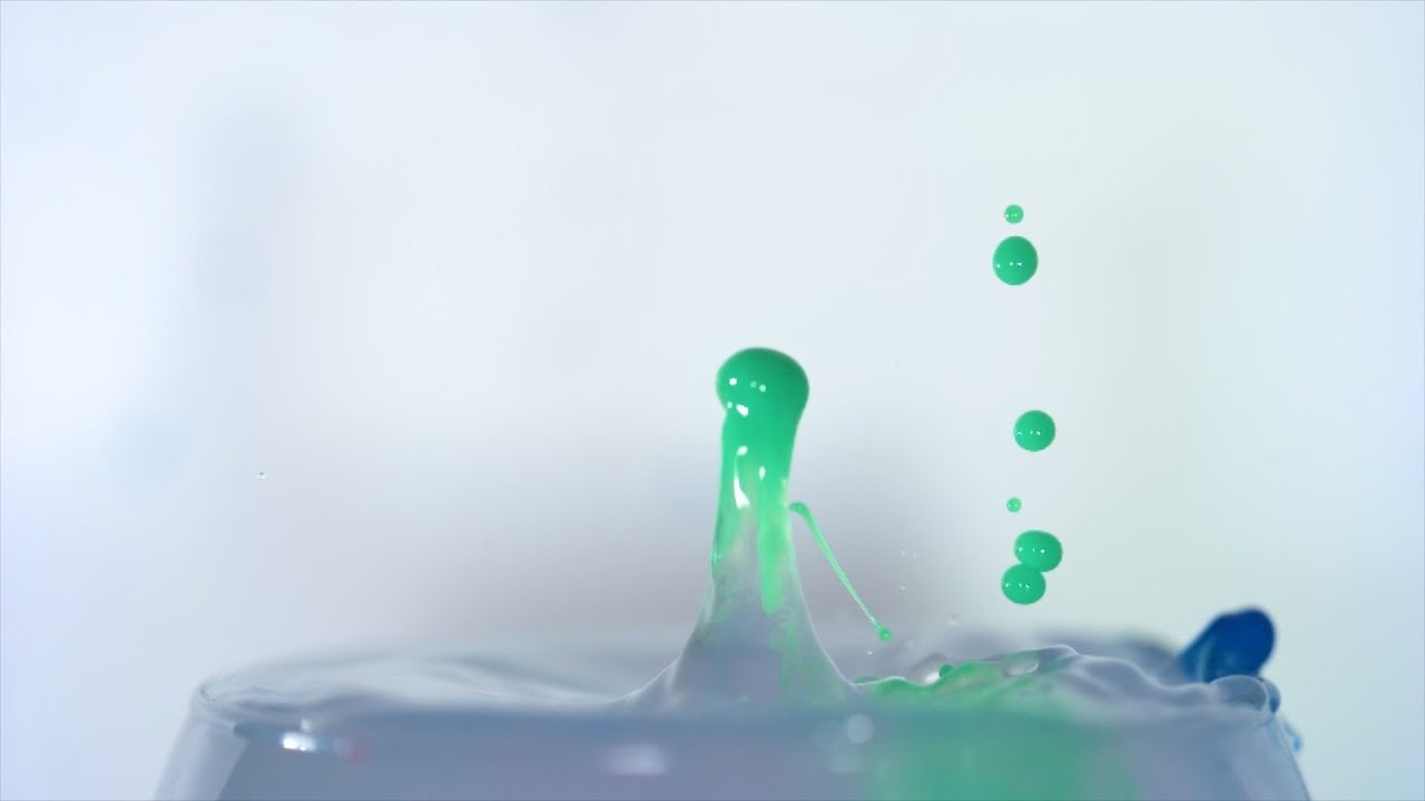 Mesmerizing water droppy thingy (1 of 2)