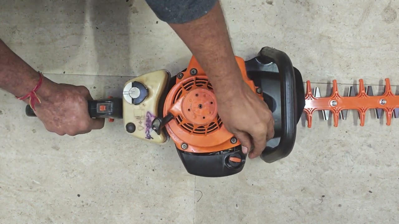 STIHL HS82R Start in 10 Seconds 😱 | Original Method #everyone 