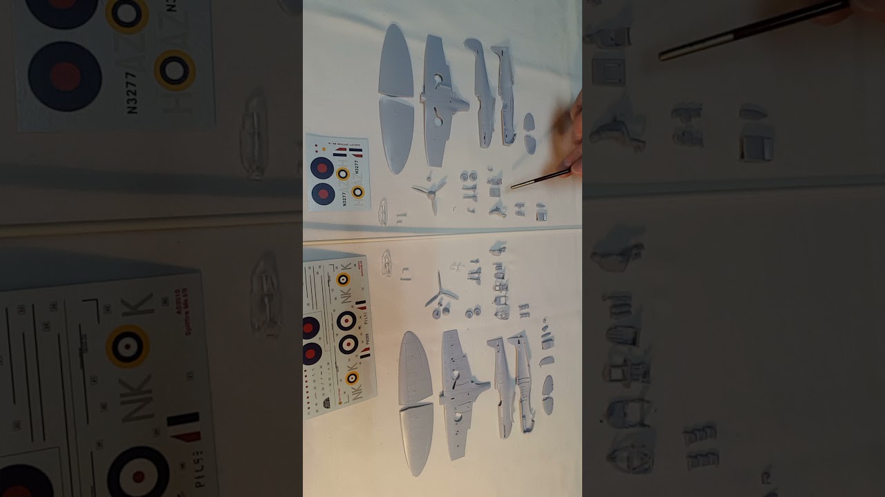 Airfix - old and new 1/72 Spitfire