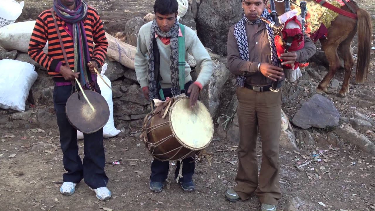 uttrakhand mandan recorded by vinod kaintura gram banskatal patti dogi tehri garhwal.......