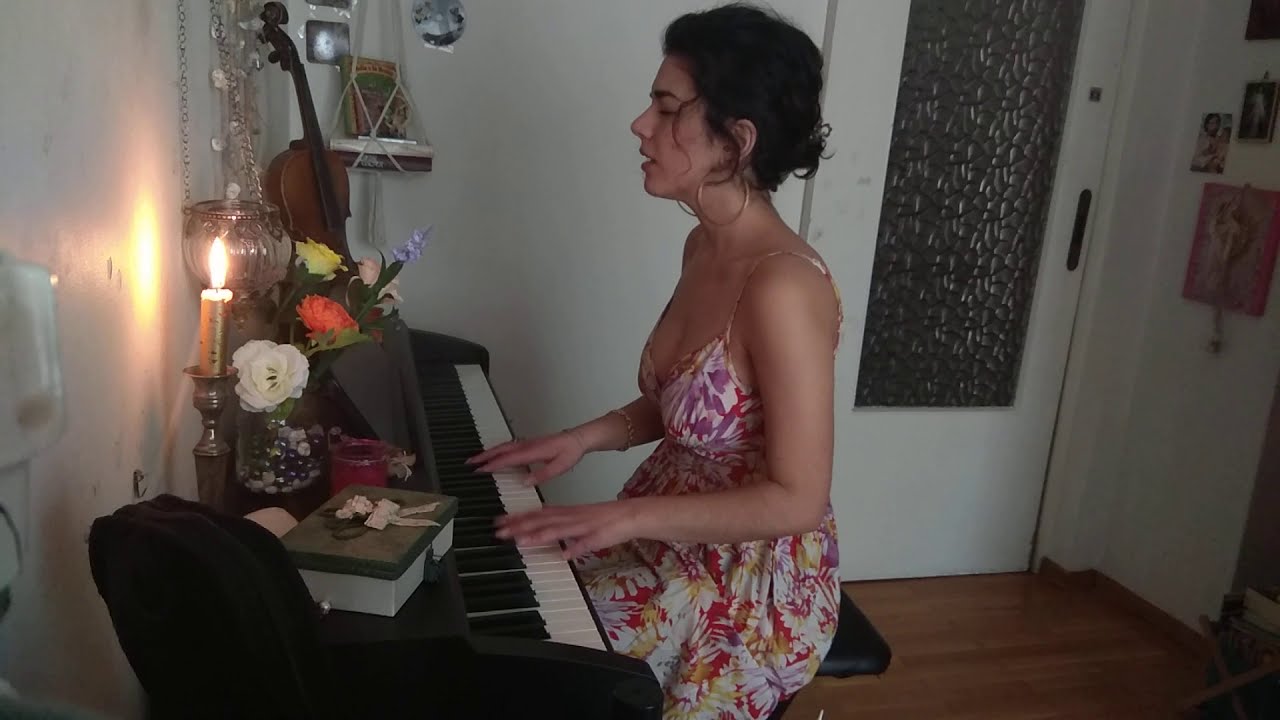 Lana Del Rey - Chemtrails Over The Country Club (Cover by Erato)