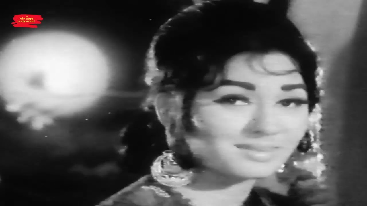 PEHLI WARI AJ ONHAN AKHIYAN NE TAKIYA - GHULAM ALI - FILM THAH