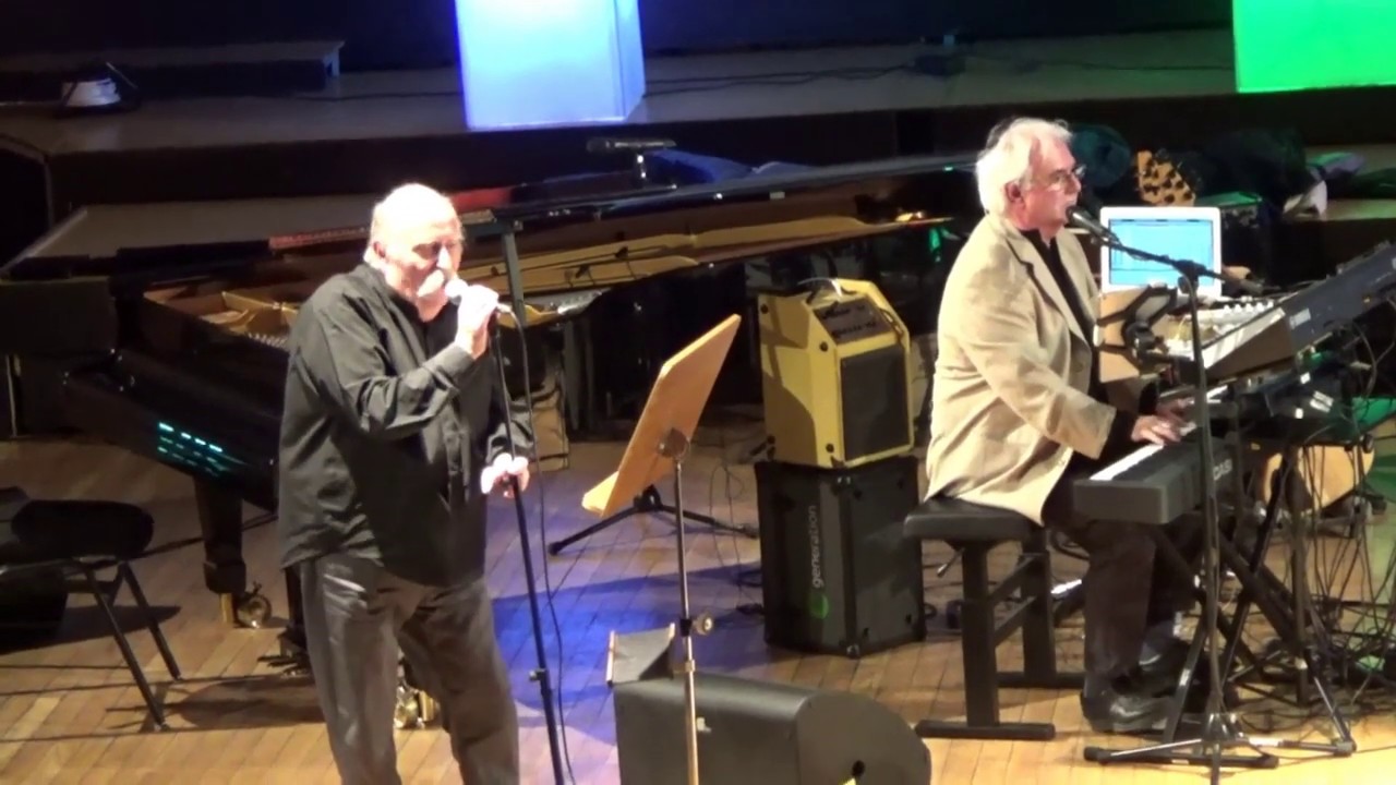 POST SCRIPTUM & INVITATI - Lumina si ecou (live 30.11.2019)