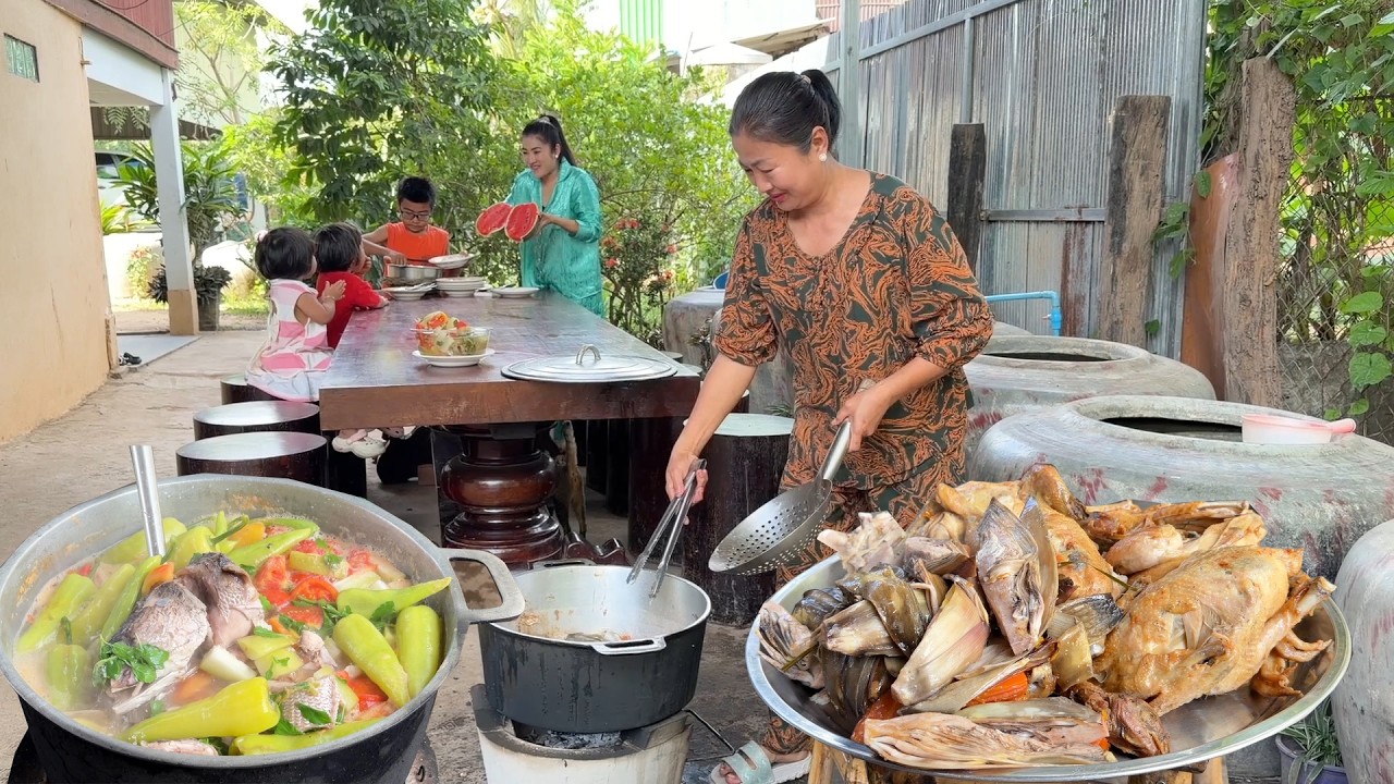 Amazing cooking skills: Yummy roasted chickens cooking / Yummy fish soup cooking