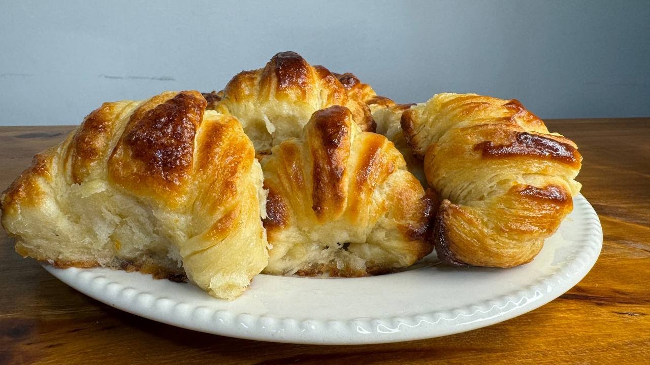 CÓMO HACER MEDIALUNAS DE MANTECA - RECETA FÁCIL