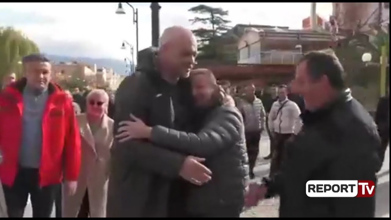 Report Tv - Berat, kryebashkiaku i LSI krah Ramës: Investimet e qeverisë na shpëtuan