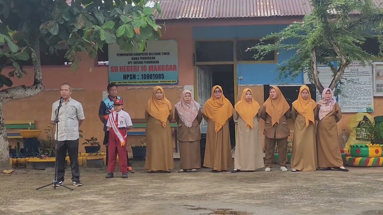 Upacara Senin, 12 Januari 2026 dengan Pembina Pak Affandi