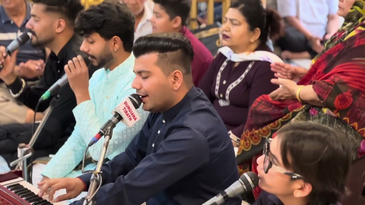Beautiful Bhajan Performance Glimpse by Prince Sahni | Live at Durgiana Mandir, Amritsar 🙏
