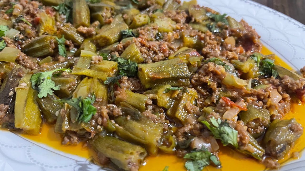 دستور پخت بامیه همراه با گوشت قیمه به شکل متفاوت و ذایقه عالی | که با یک بار خوردن عاشقش میشین