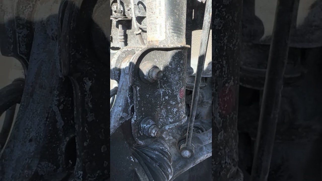 2015 Hyundai Santa Fe How-To tutorial on lower control arm replacement