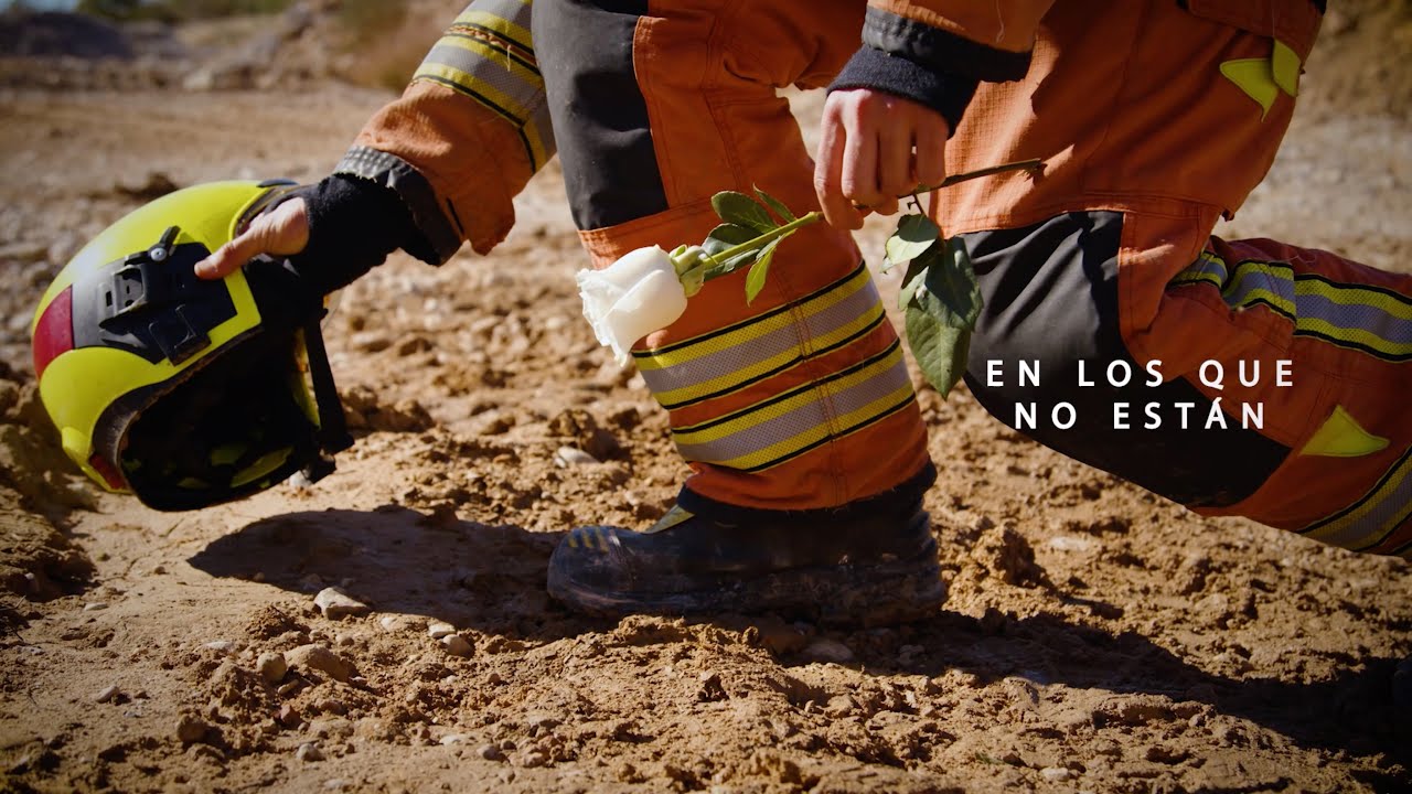 Vídeo: el Consorcio Provincial de Bomberos homenajea y recuerda a las víctimas de la DANA