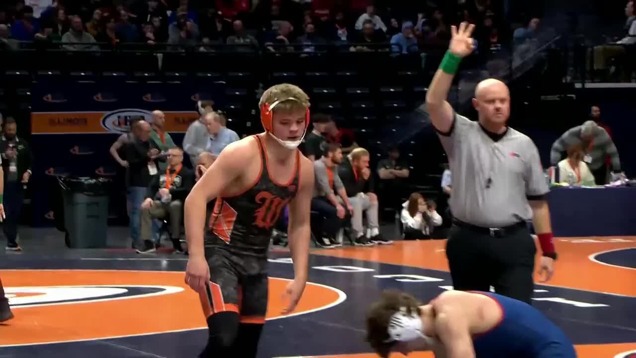 Semi-final wrestling