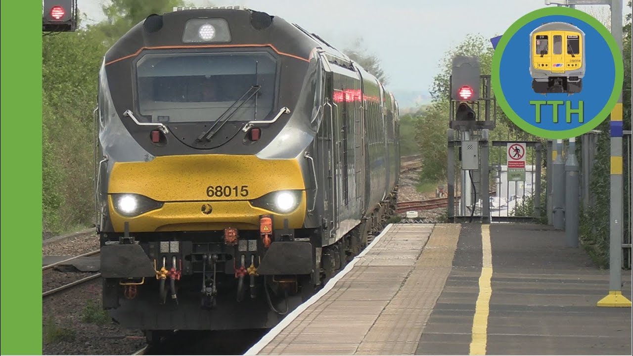 Trains at Bicester North