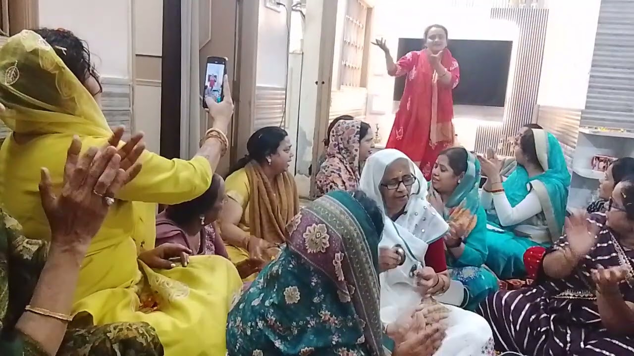 होली स्पेशल भजन होली पर कान्हा घर आए गयो रे गजब भयो रामा जुल्म भयो रे❤️🙏🏻🥰👌