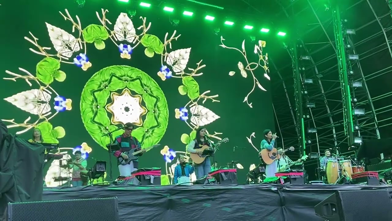 Leaves - Ben & Ben at 1MX London Music Festival 2023