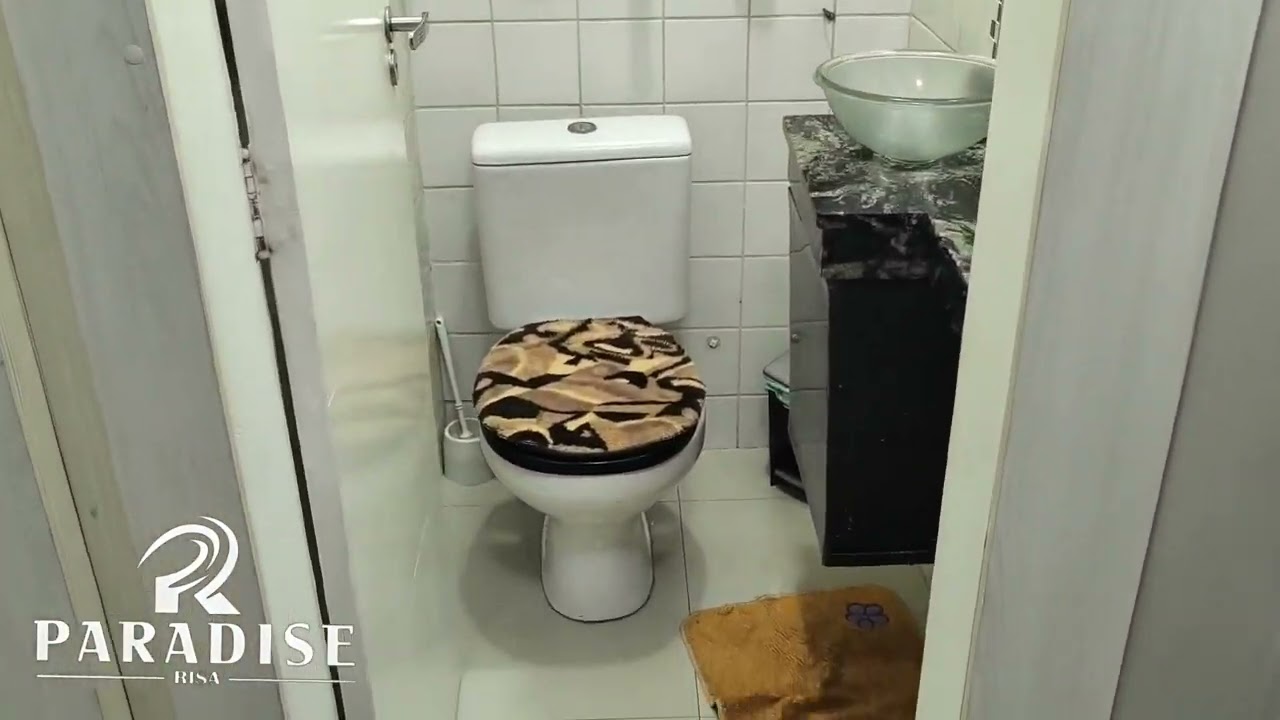 Casa vilagem patamares 4 quartos sendo 1 suíte 