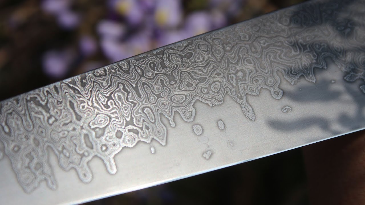 San Mai Gyuto Chefs knife with Damascus cladding ~ Japanese kitchenknife-making