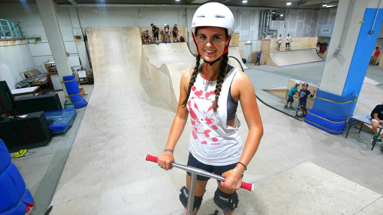 BEST GIRL PRO SCOOTER RIDER IN GERMANY!