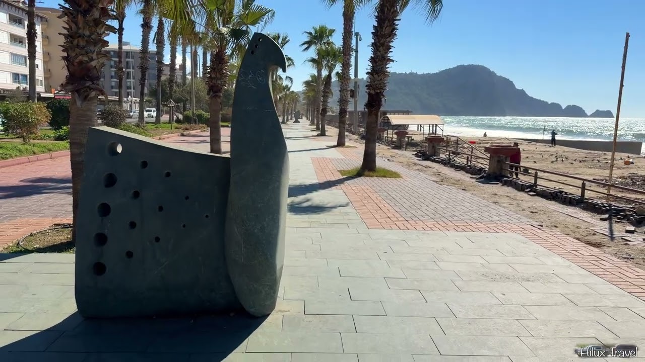 Der Kleopatra Strand nach Sturm