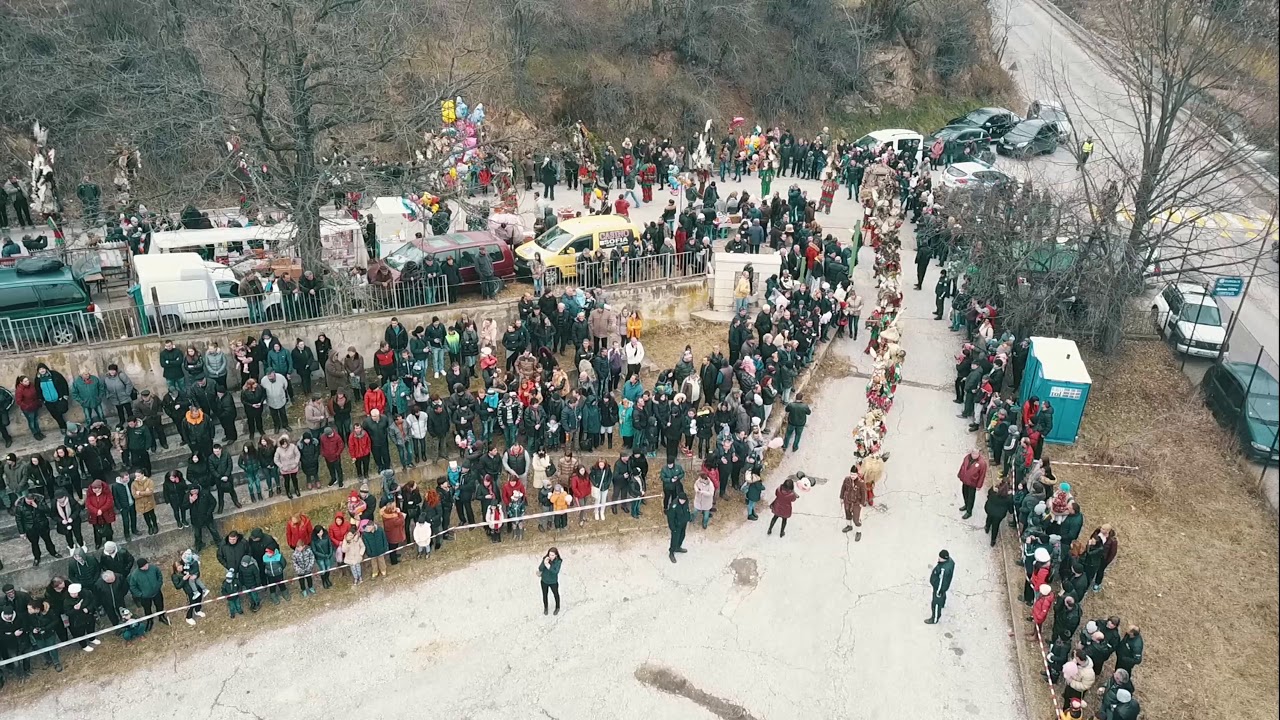 Кукерски празник Момин проход 2018
