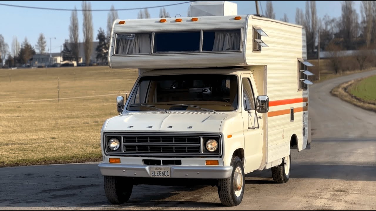 1977 Ford Econoline Vintage Camper | Casual