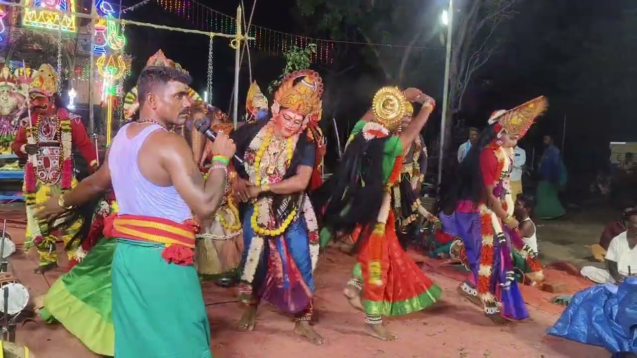 பராசக்தியாக வந்த அங்காளி | சிதறி ஓடிய மக்கள் கூட்டம் | பம்பைசெந்தில் பூசாரிப்பாட்டு