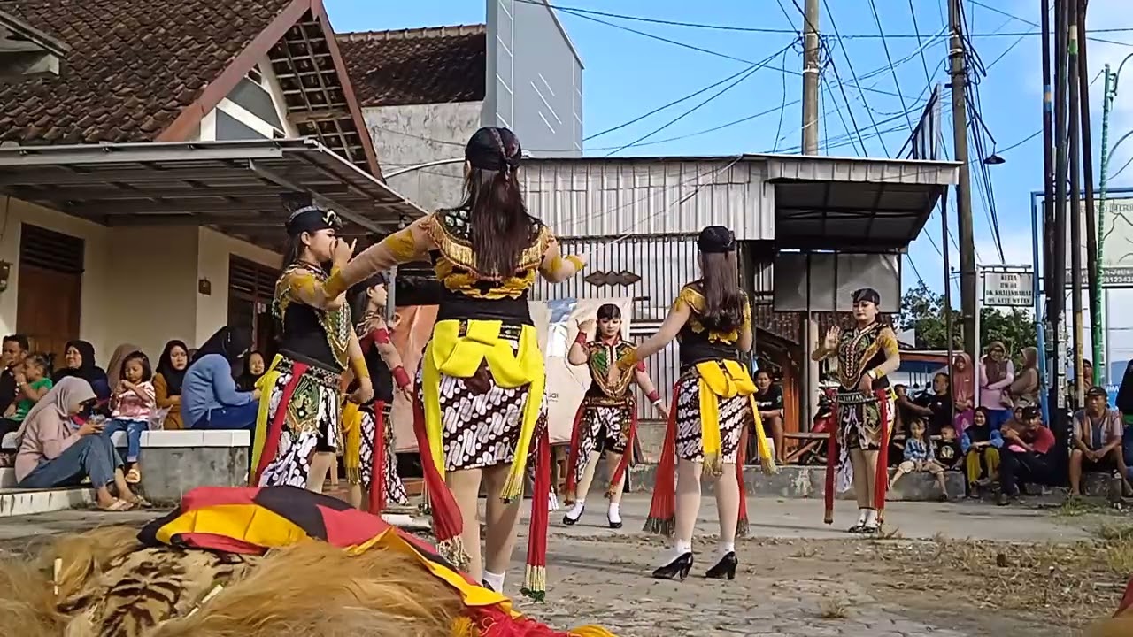 REOG PONOROGO DI DESA KUTU PONOROGO