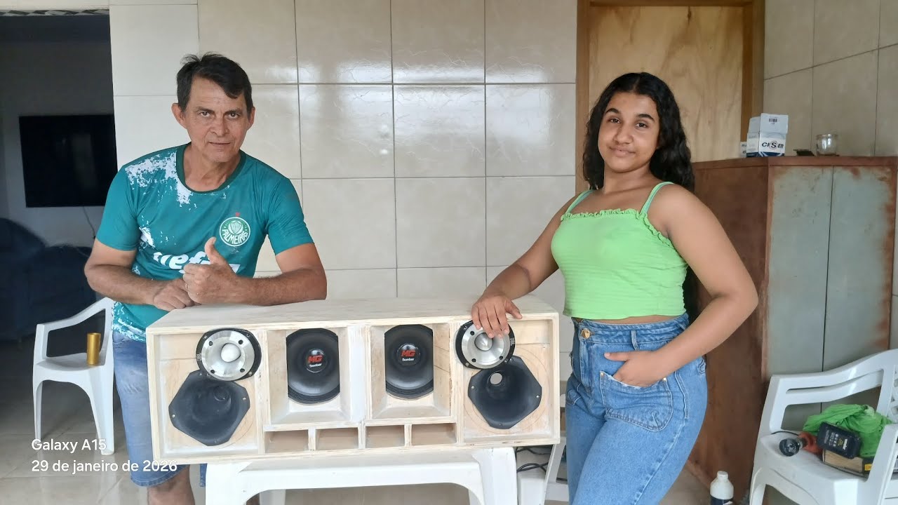 Início de uma caixa de medio grave 