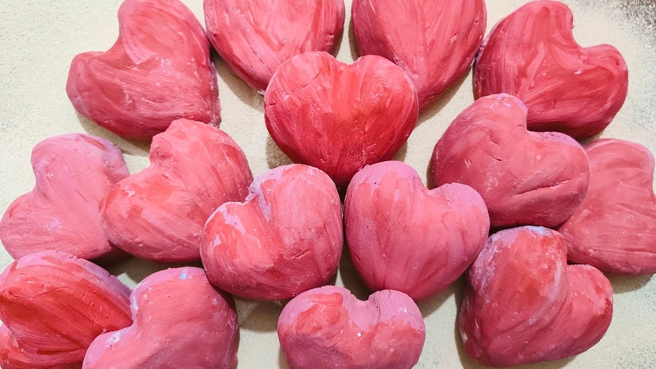 Red ♥️♥️♥️♥️♥️♥️♥️♥️ I loved this chalk crunch | oddly satisfying | #relaxing #chalkart #satisfying 