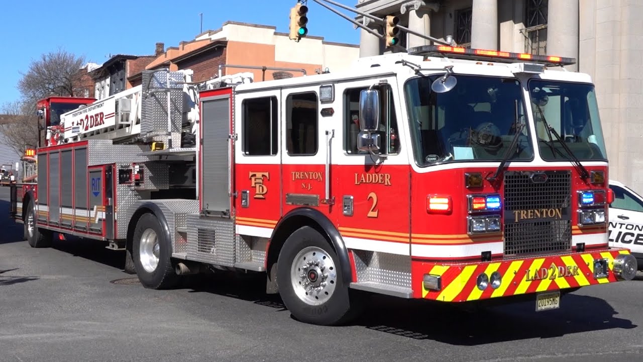 Trenton Fire Department Ladder 2 Responding 3/1/24