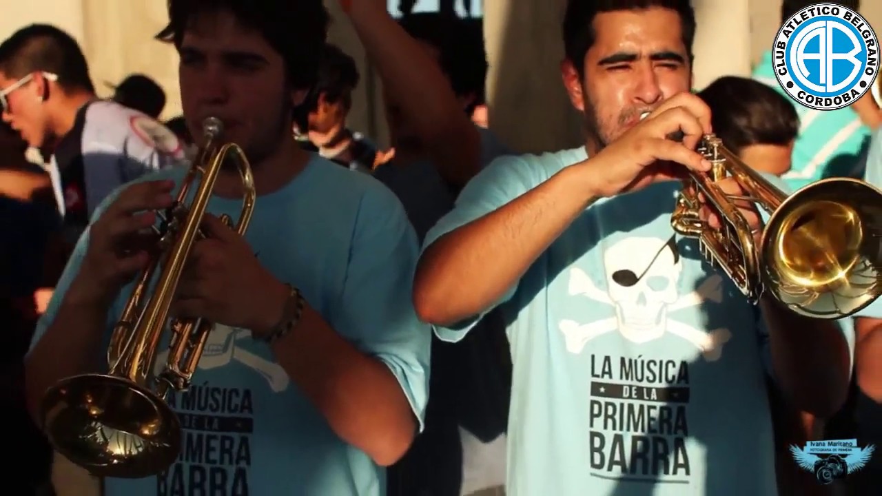 Hinchadas Argentinas tocando las trompetas y instrumentos de viento PARTE 1