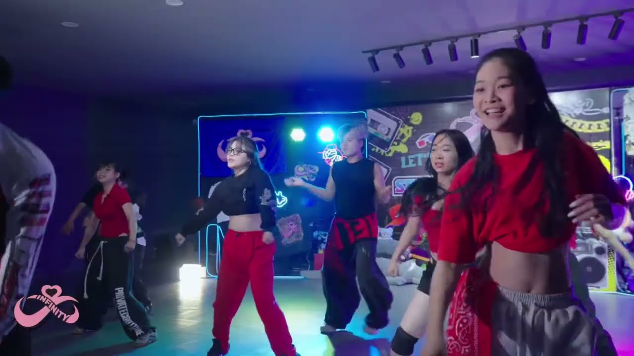 INF DANCE - SHOWCASE 2025