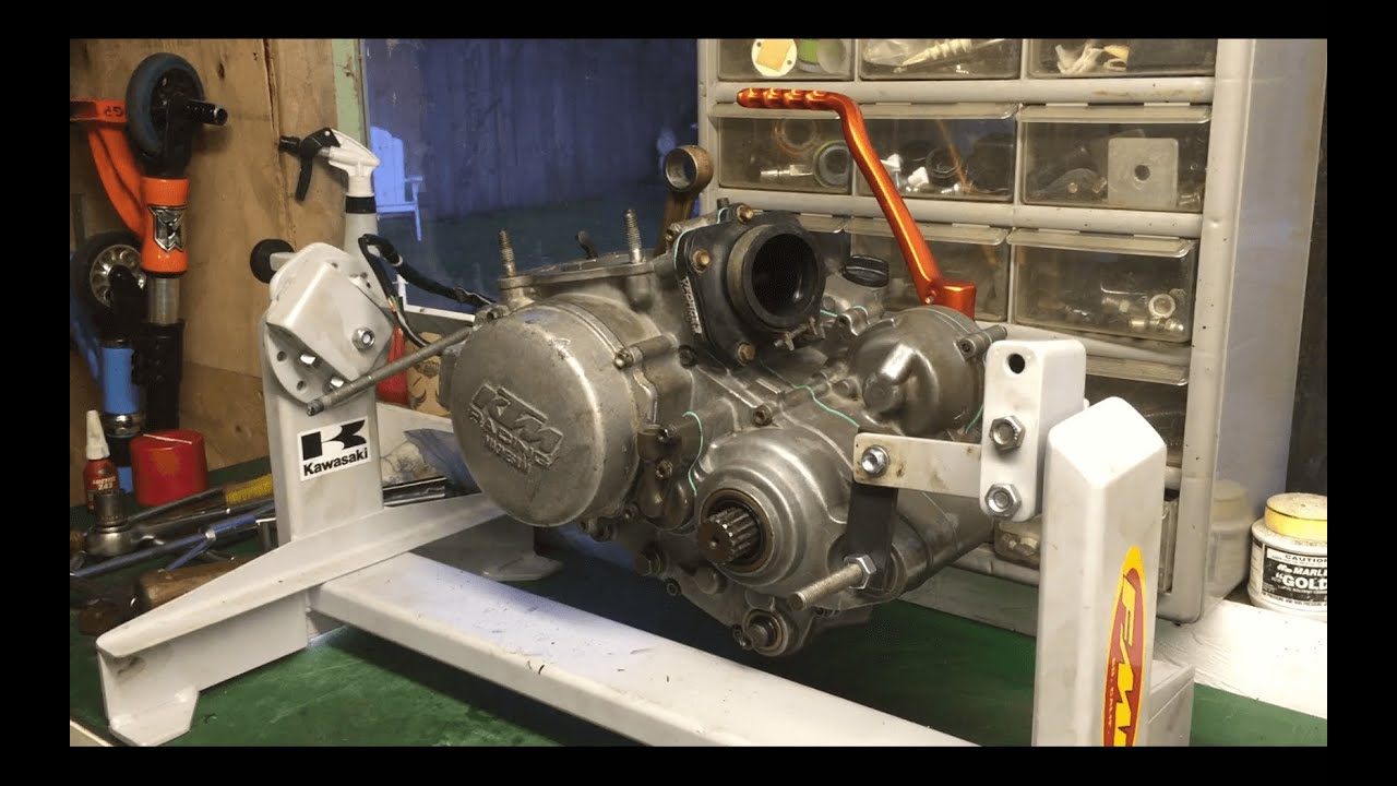 2007 KTM 125SX Part 1: Bottom End Rebuild