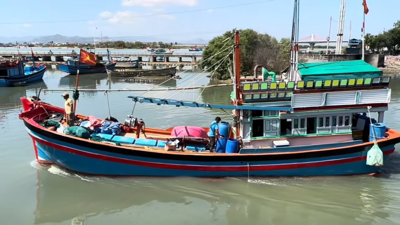 PHẦN.200.Đoàn Ghe Sơn Hải Lấy Đồ Chạy Đảo Trường Sa Để Giữ Biển Đảo Quê Hương 