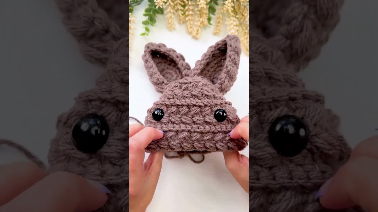 Wheat Stitch Bunny Crochet Pattern