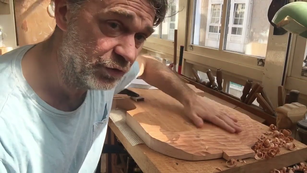 Violin making tutorial/Rough arching and wood selection.