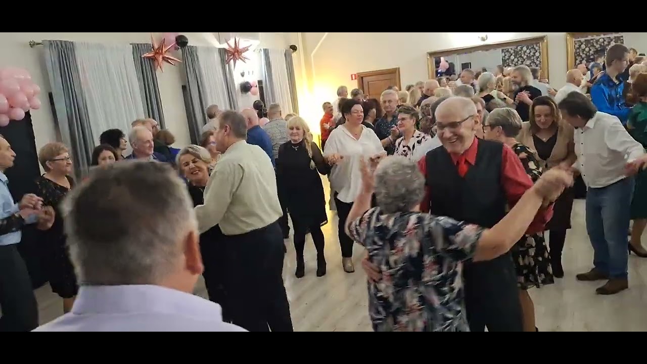 08.02.2026r. Wspaniała potańcówka z Kapela Zbigniewa Ciechowicza w Złotym Dworze