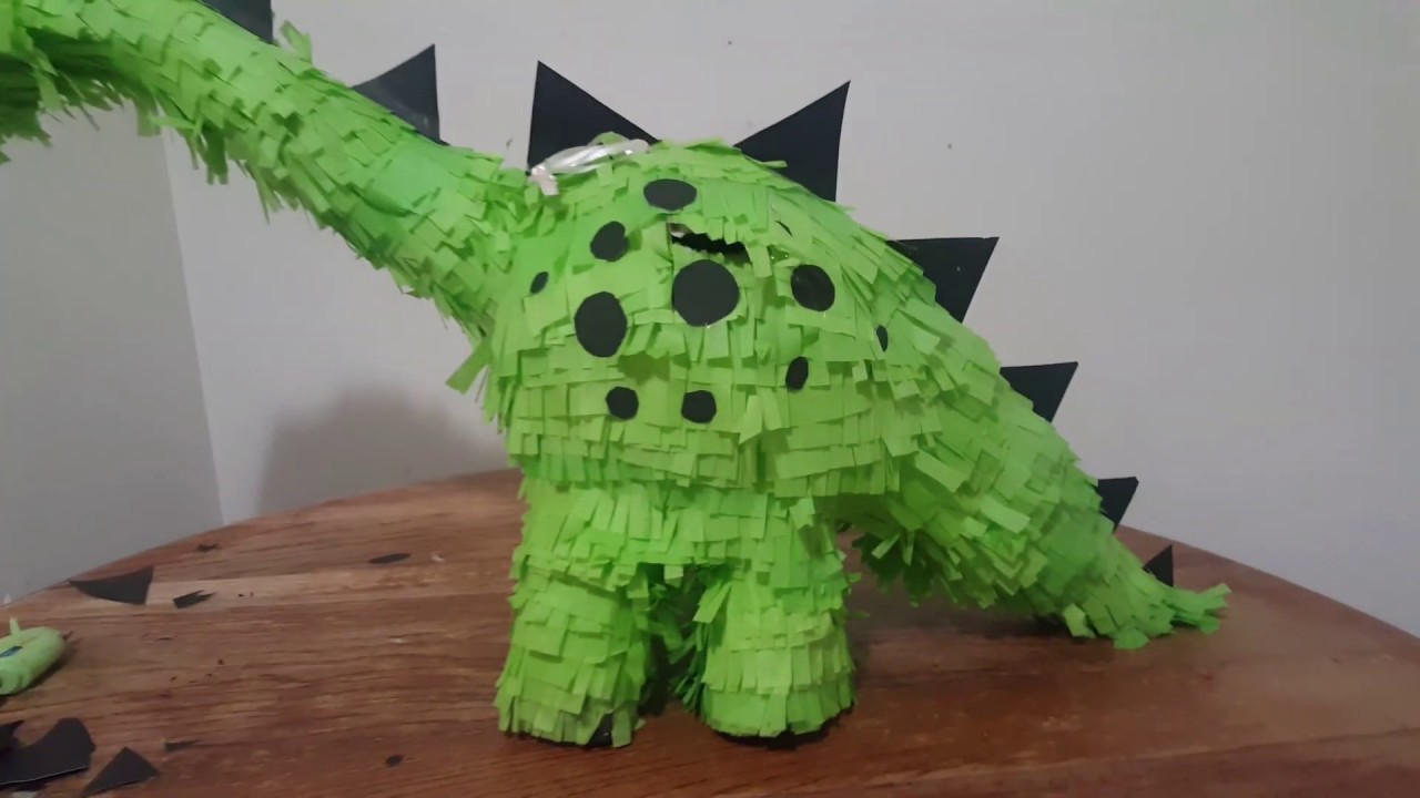 COMO HACER UNA PIÑATA  FACIL DE DINOSAURIO🦕+ DIY DINOSAUR PIÑATA 🦕😍
