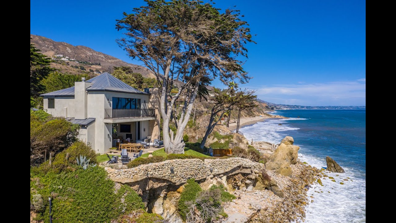 33014 Pacific Coast Highway | Malibu
