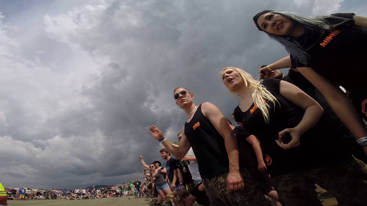 Riesen Flunkyball bei Rock am Ring 2016