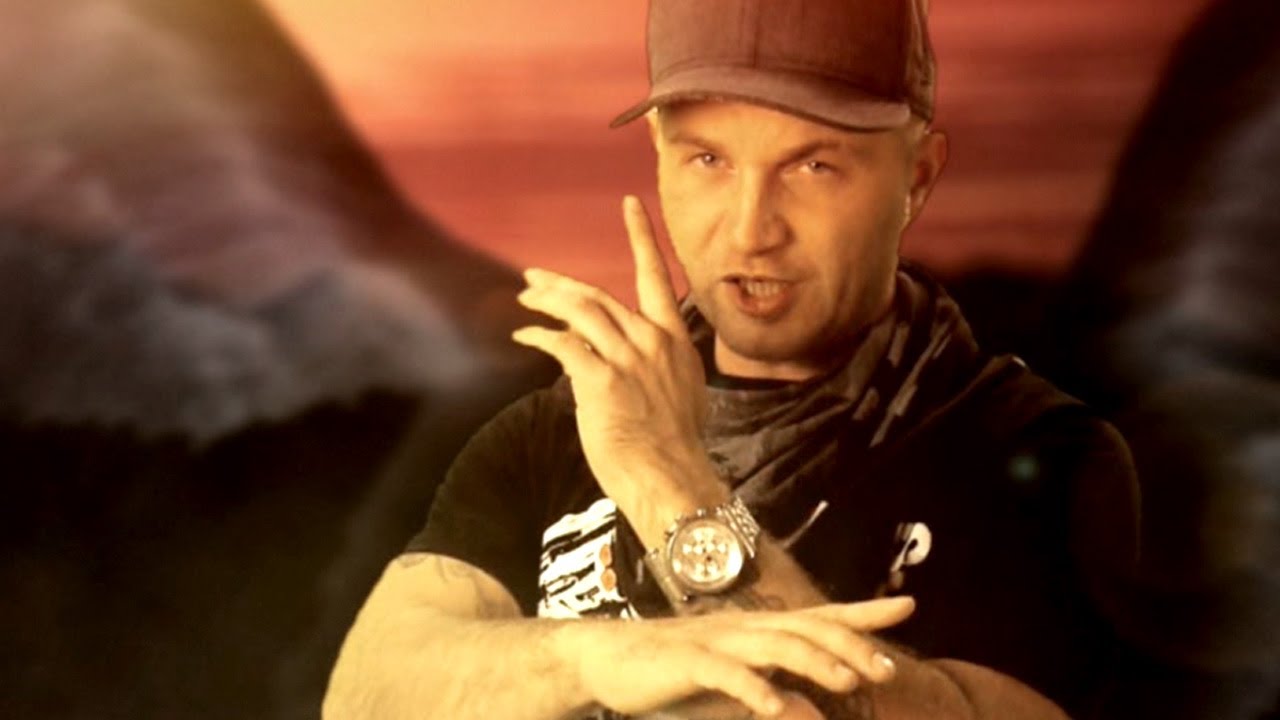 Gebrochene Flügel - KC Rebell feat Chakuza & Moe Phoenix [Official HD Video by mrss design]