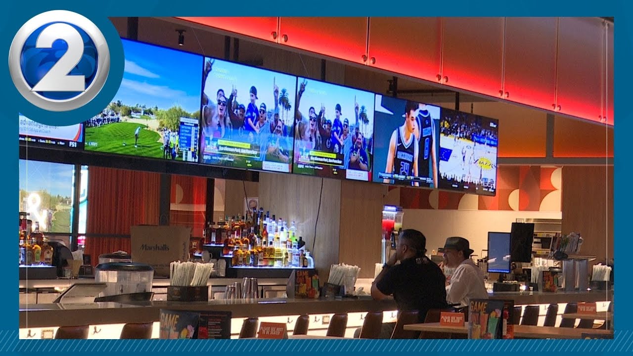 Oʻahu businesses prepare for Big Game while bracing for possible severe weather